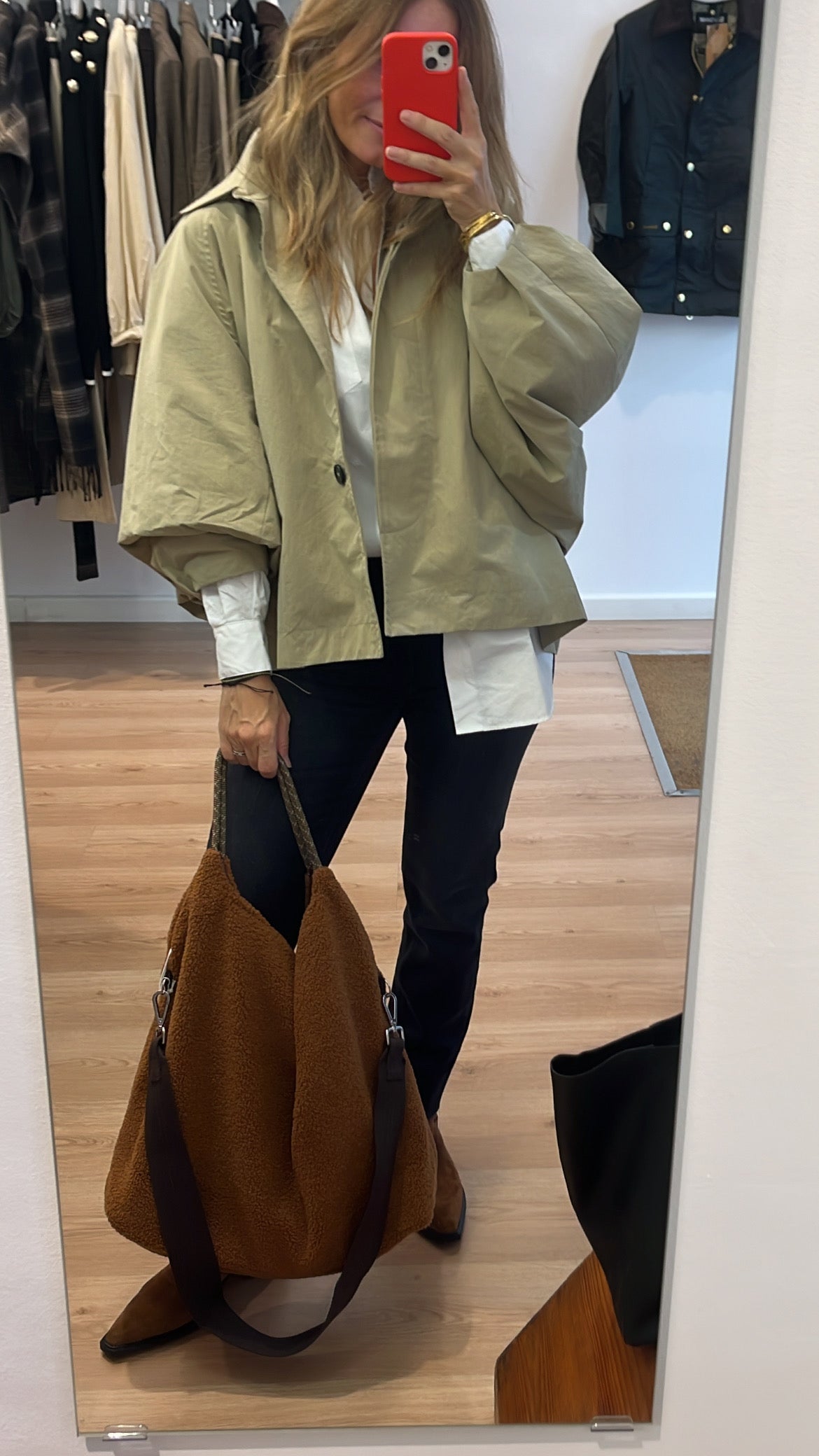 Gabardina corta