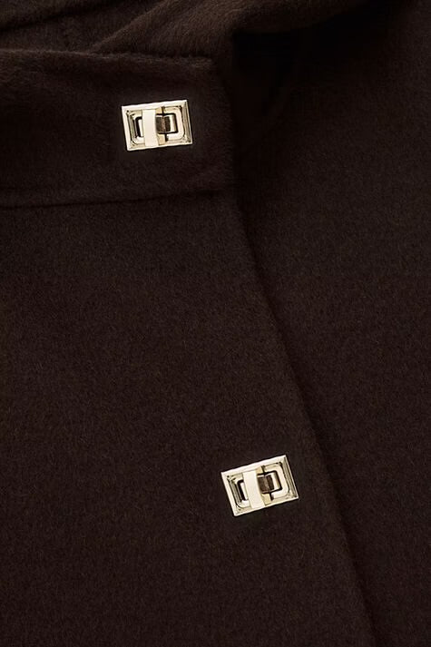 Chaqueta con capucha