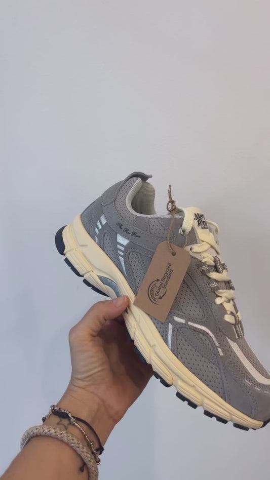 The Re-Run vintage Grey